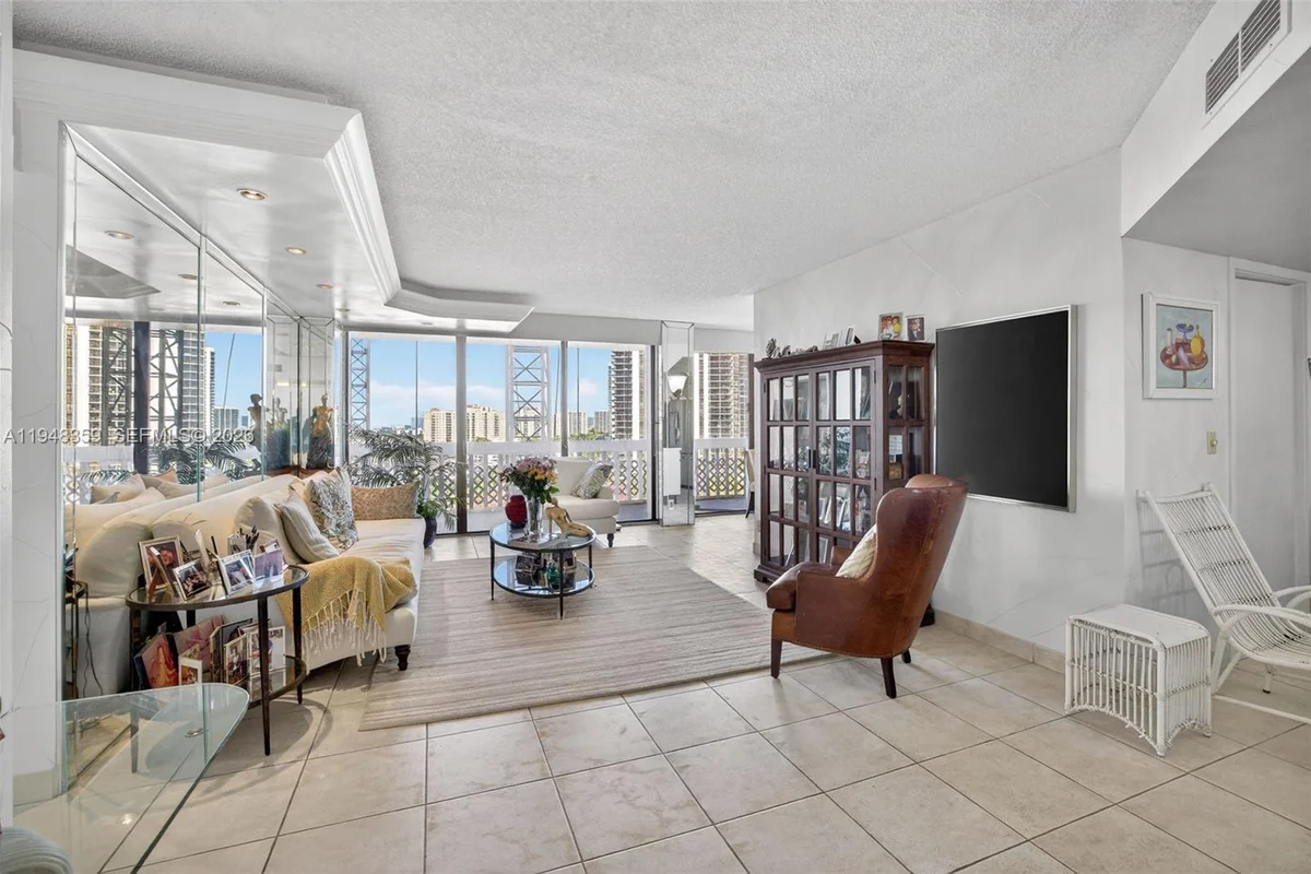 19355 Turnberry Way #8L, Aventura: photo 1 of 57