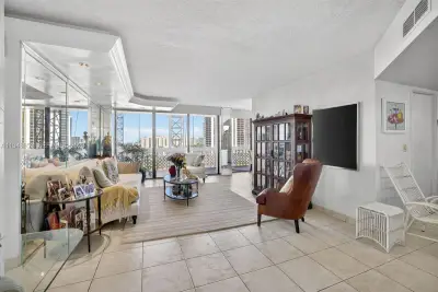 19355 Turnberry Way #8L, Aventura: photo 1 of 57