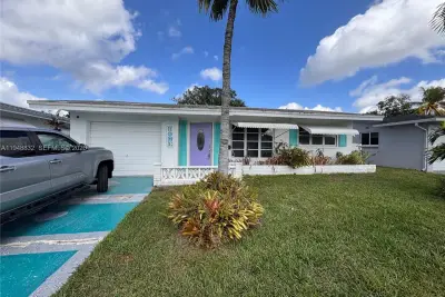 4705 NW 44th Ct, Tamarac: photo 1 of 4