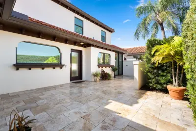 1484 Via Del Sol, Jupiter: photo 1 of 23
