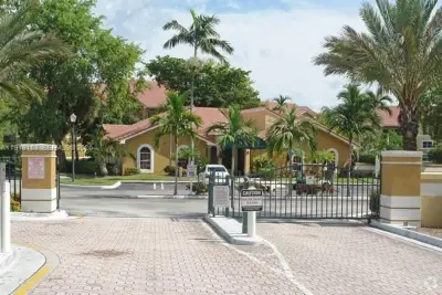 8821 Wiles Rd #101, Coral Springs: photo 1 of 16