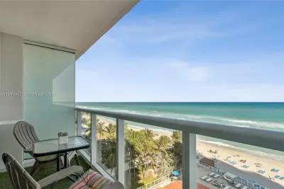 19201 Collins Ave #612, Sunny Isles Beach: photo 1 of 13