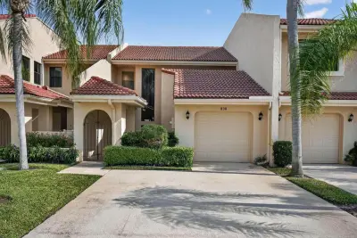 830 Windermere Way, Palm Beach Gardens: photo 1 of 41