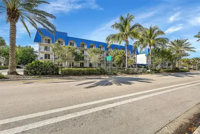 3909 N Ocean Blvd #108, Fort Lauderdale: photo 1 of 37