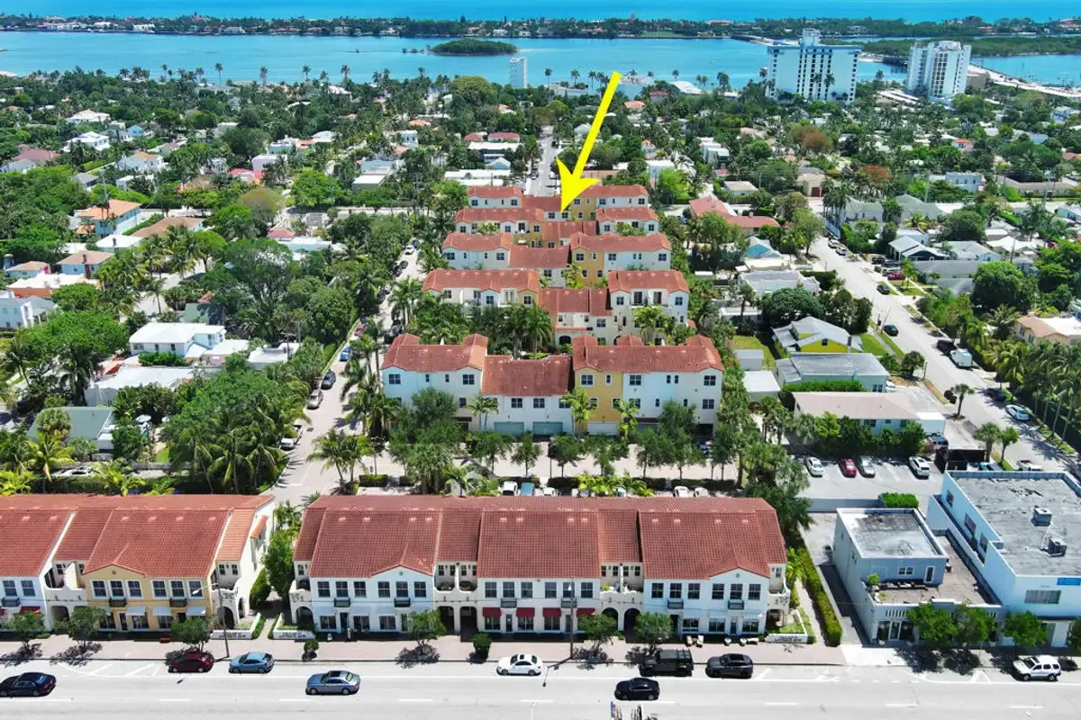 3673 Historic Ln, West Palm Beach: photo 1 of 30