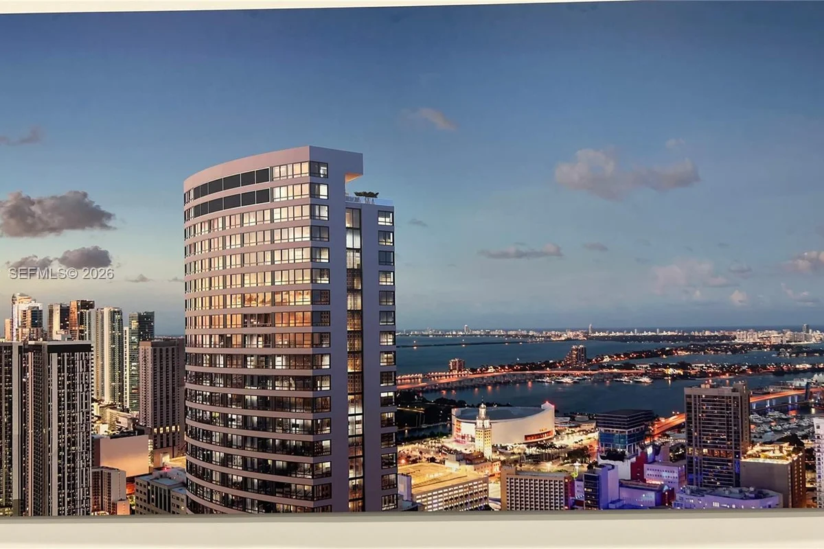225 N Miami Ave #905, Miami: photo 1 of 71