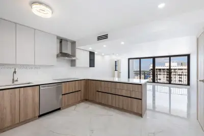 2401 S Ocean Dr #PH-A4, Hollywood: photo 1 of 75