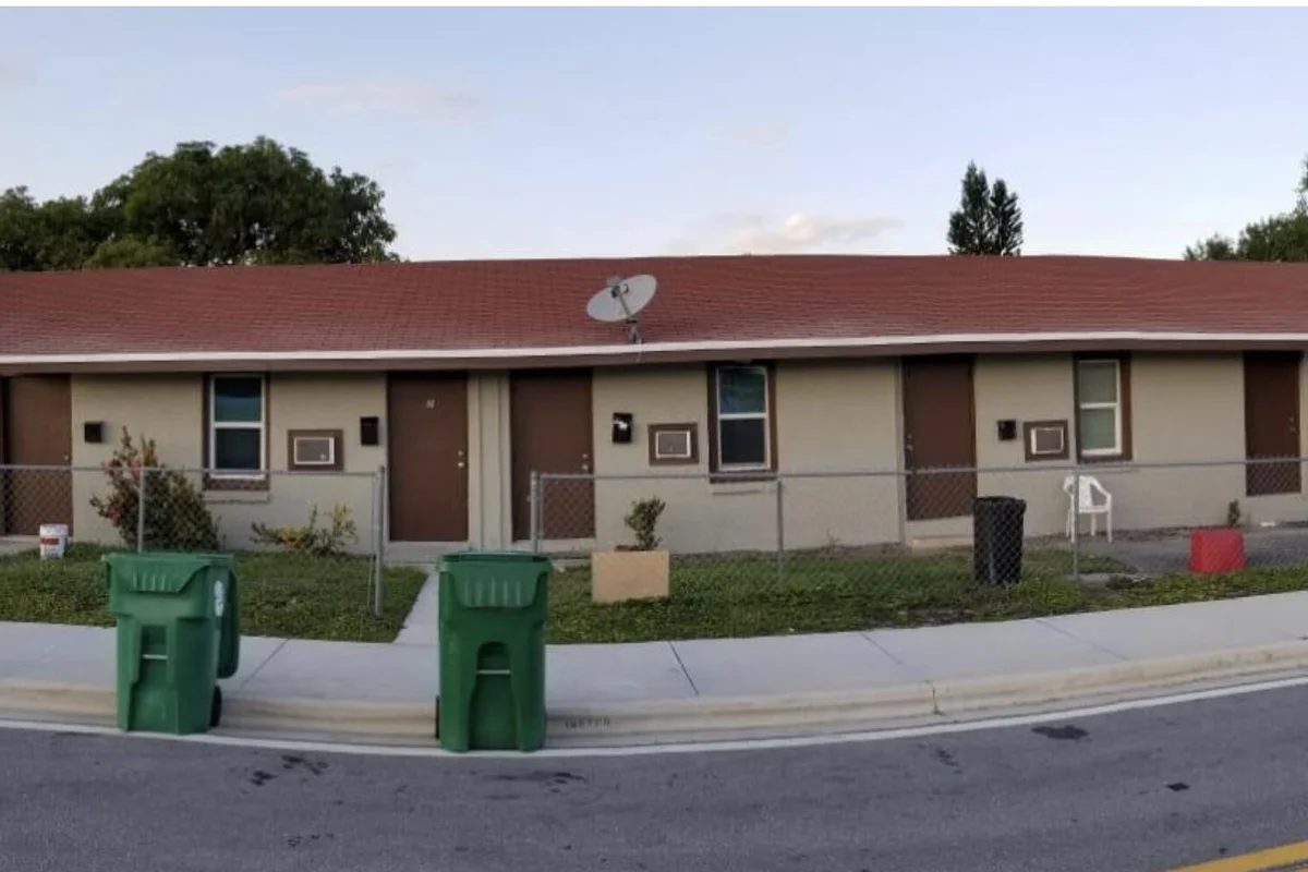 752 Martin Luther King Blvd #1-5, Riviera Beach: photo 1 of 14