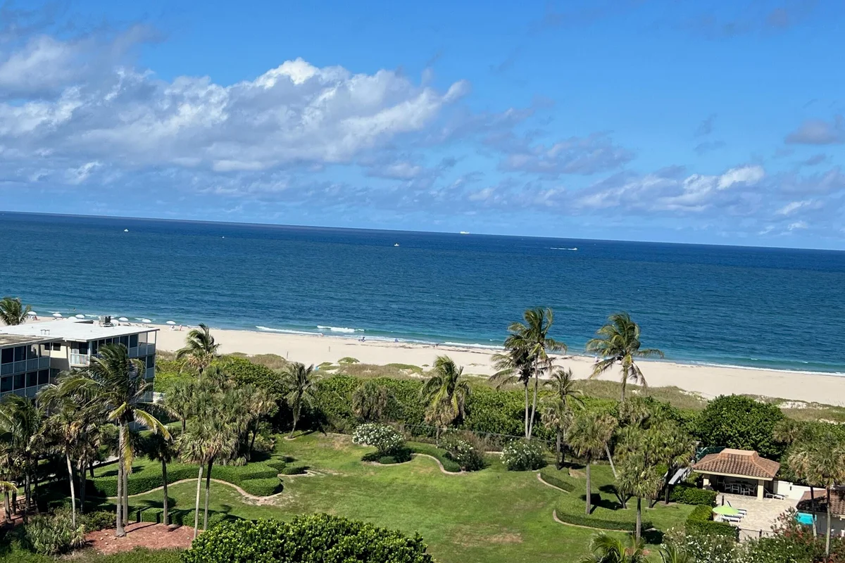 3400 N Ocean Dr #607, Riviera Beach: photo 1 of 21