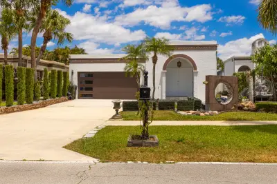 6590 Fountains Cir, Lake Worth: photo 1 of 51