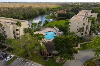 3100 NW 42nd Ave #D404, Coconut Creek: photo 1 of 17
