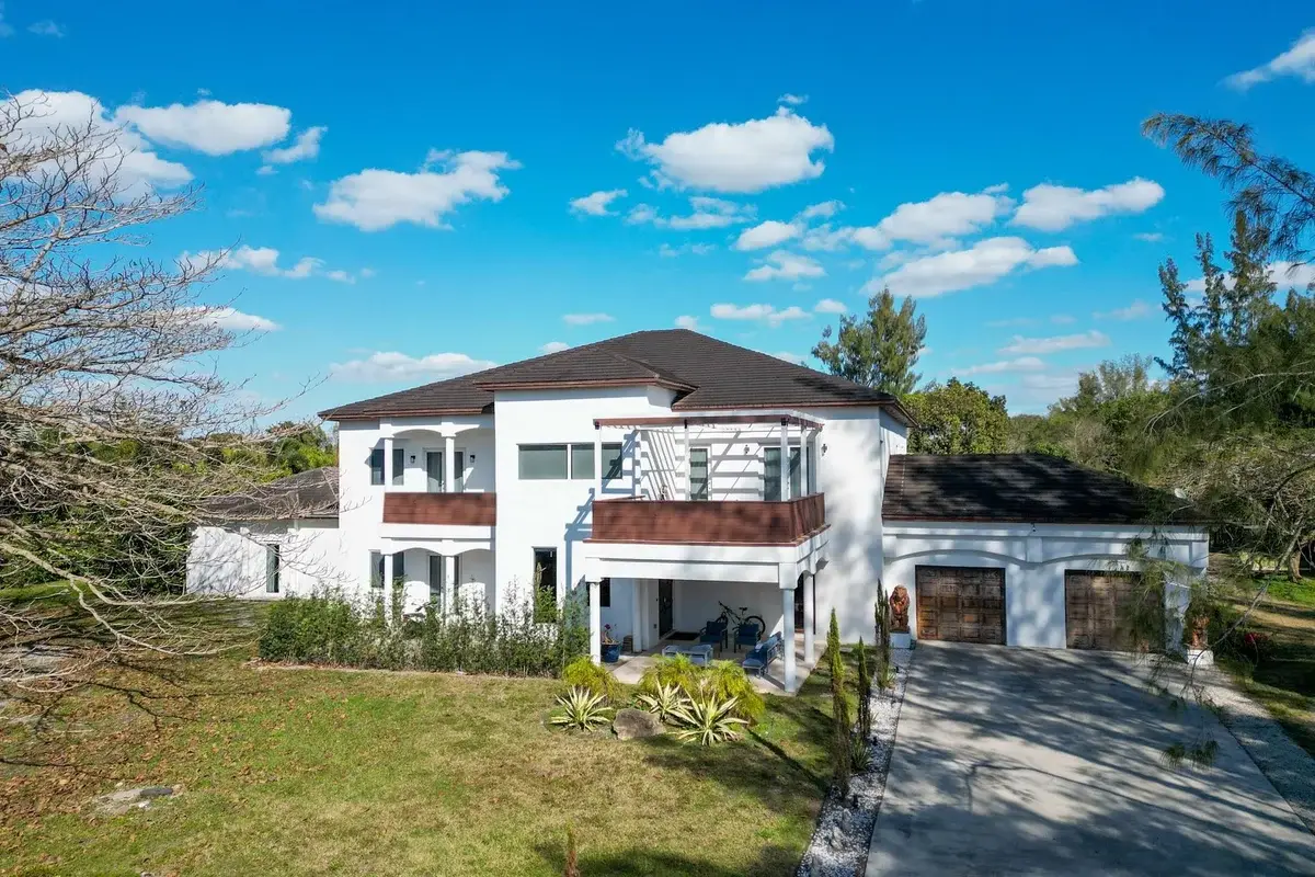 4501 SW 143rd Ave, Miramar: photo 1 of 80
