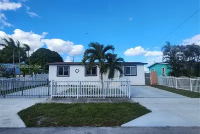 4221 NW 169th Ter, Miami Gardens: photo 1 of 22