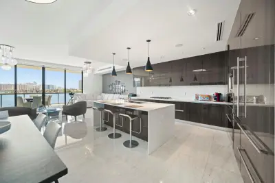 3300 NE 188th St #414, Aventura: photo 1 of 27