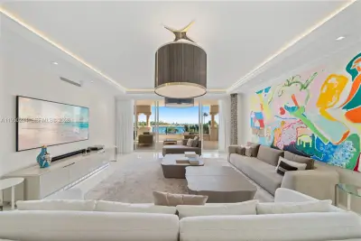 7124 Fisher Island Dr, Miami Beach: photo 1 of 53