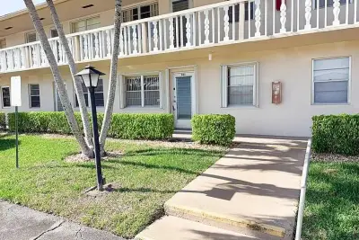 164 Kent #J, West Palm Beach: photo 1 of 39