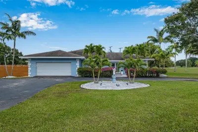 17405 SW 245th Ter, Homestead: photo 1 of 56