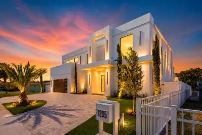 1205 Avocado Isle, Fort Lauderdale: photo 1 of 39