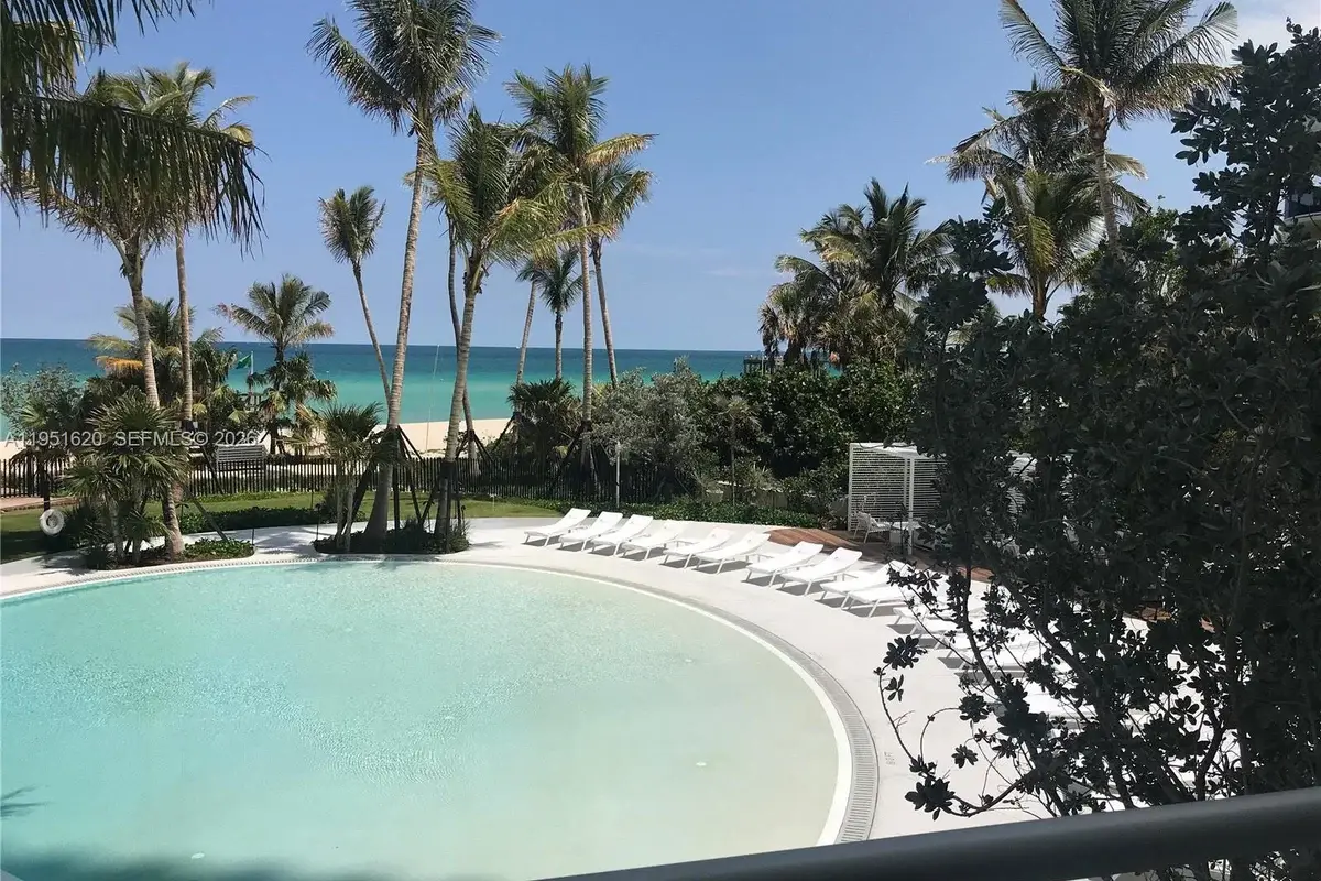 16901 Collins Ave #1604, Sunny Isles Beach: photo 1 of 8