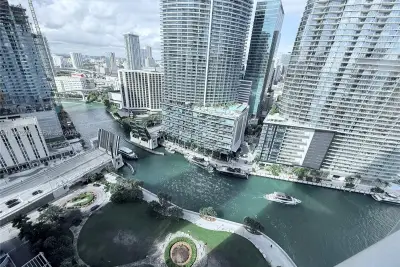 465 Brickell Ave #2906, Miami: photo 1 of 40