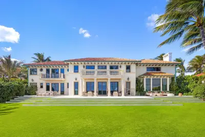 680 S Ocean Blvd, Palm Beach: photo 1 of 82