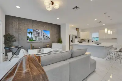 1371 N Ocean Blvd, Pompano Beach: photo 1 of 59