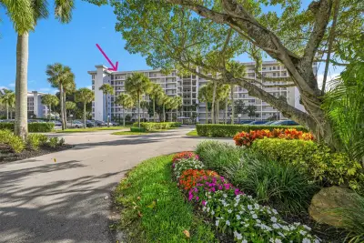 3050 N Palm Aire Dr #909, Pompano Beach: photo 1 of 22