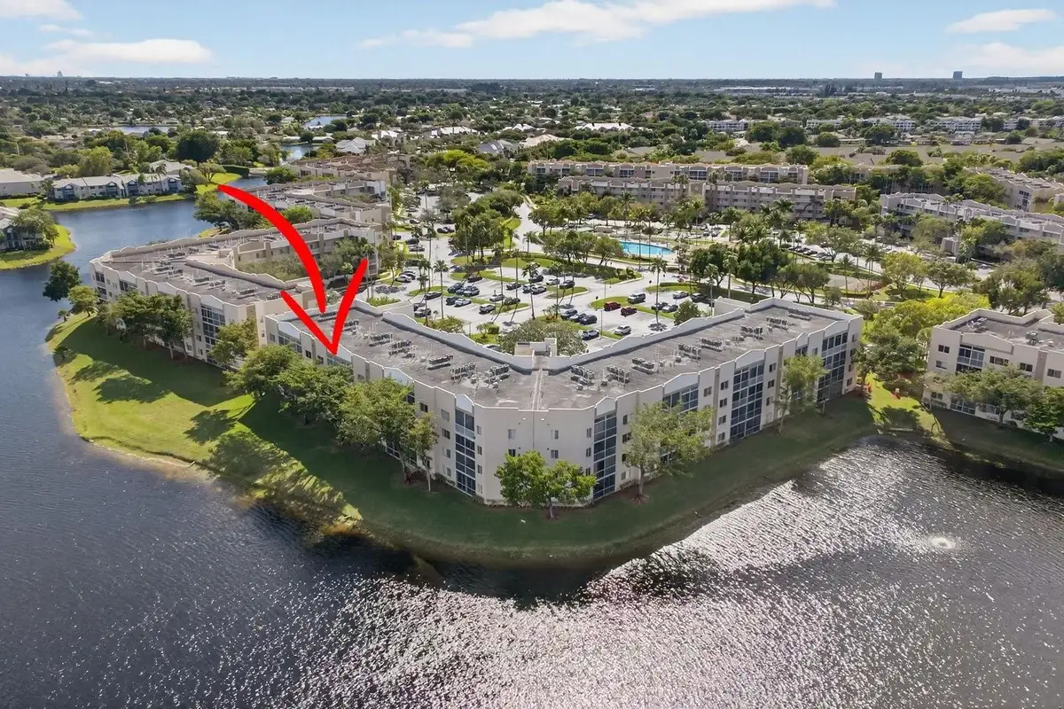 9575 Weldon Cir #C413, Tamarac: photo 1 of 65
