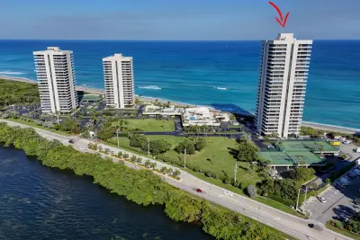 5510 N Ocean Dr #2d, Riviera Beach: photo 1 of 58