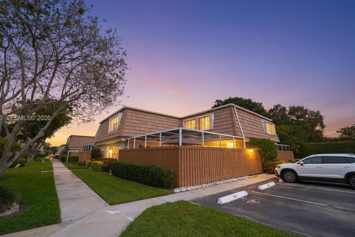 11625 Winchester Dr #B, Palm Beach Gardens: photo 1 of 73