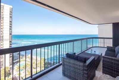 Condo in Riviera Beach: photo 1 of 37