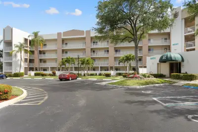 9551 Weldon Cir #404, Fort Lauderdale: photo 1 of 26