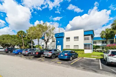 508 Normandy K, Delray Beach: photo 1 of 25