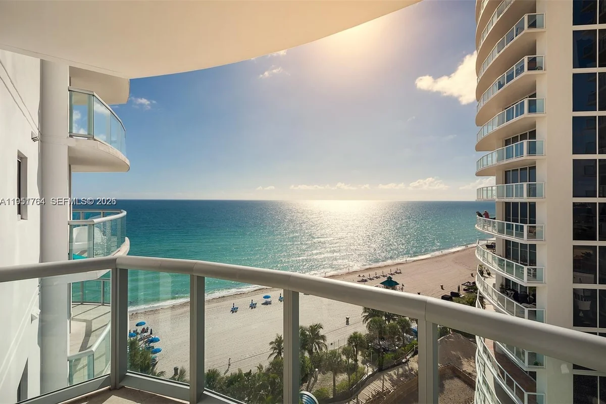 18683 Collins Ave #1110, Sunny Isles Beach: photo 1 of 11