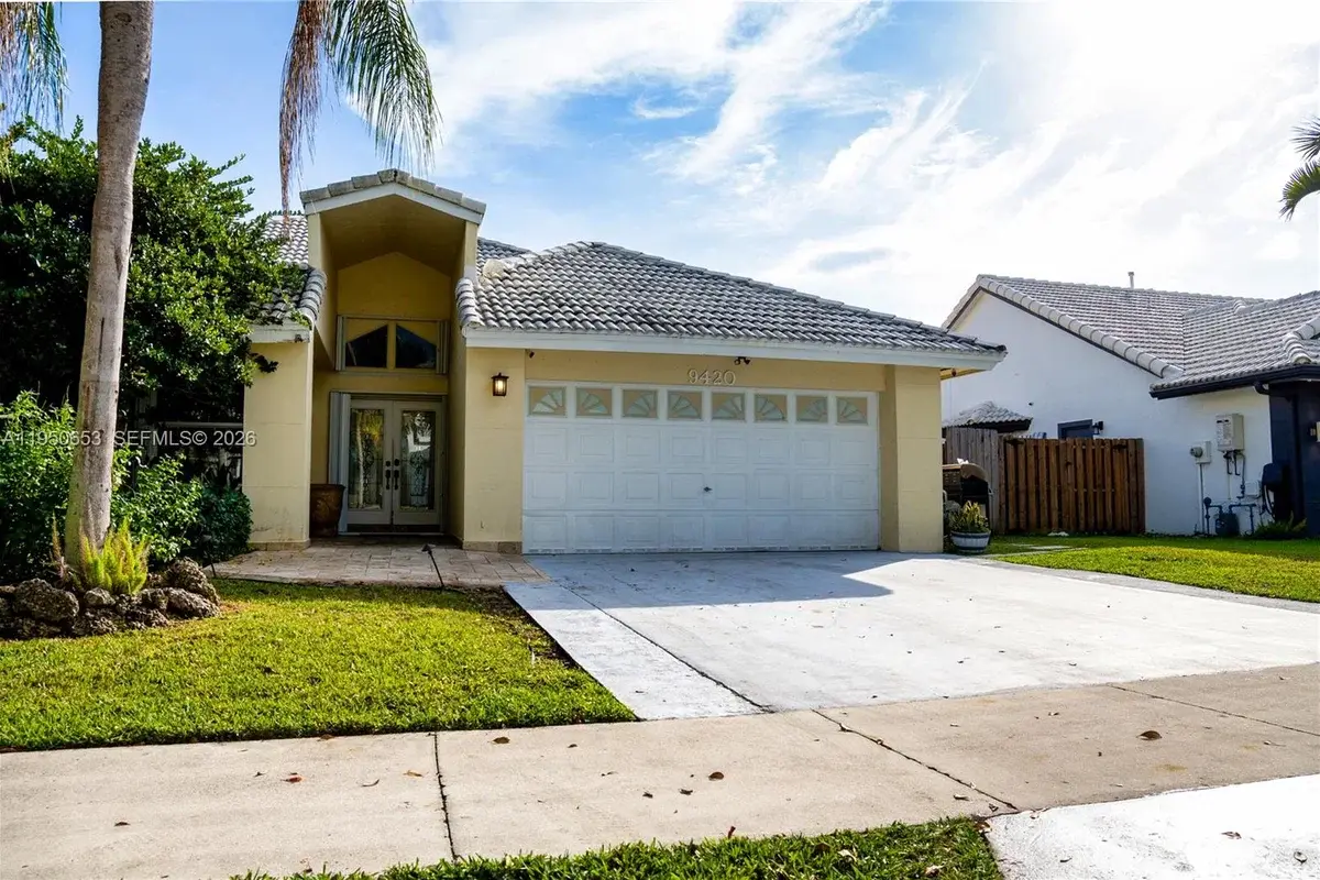 9420 SW 212th Ter, Cutler Bay: photo 1 of 18