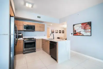 350 S Miami Ave #2505, Miami: photo 1 of 30