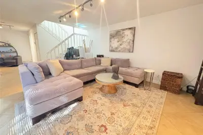 294 Arabian Rd, Palm Springs: photo 1 of 22