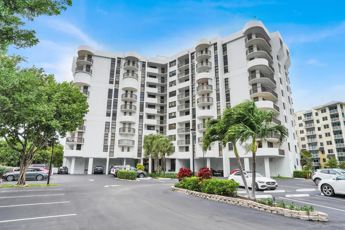 1361 S Ocean Blvd #Phb9, Pompano Beach: photo 1 of 42