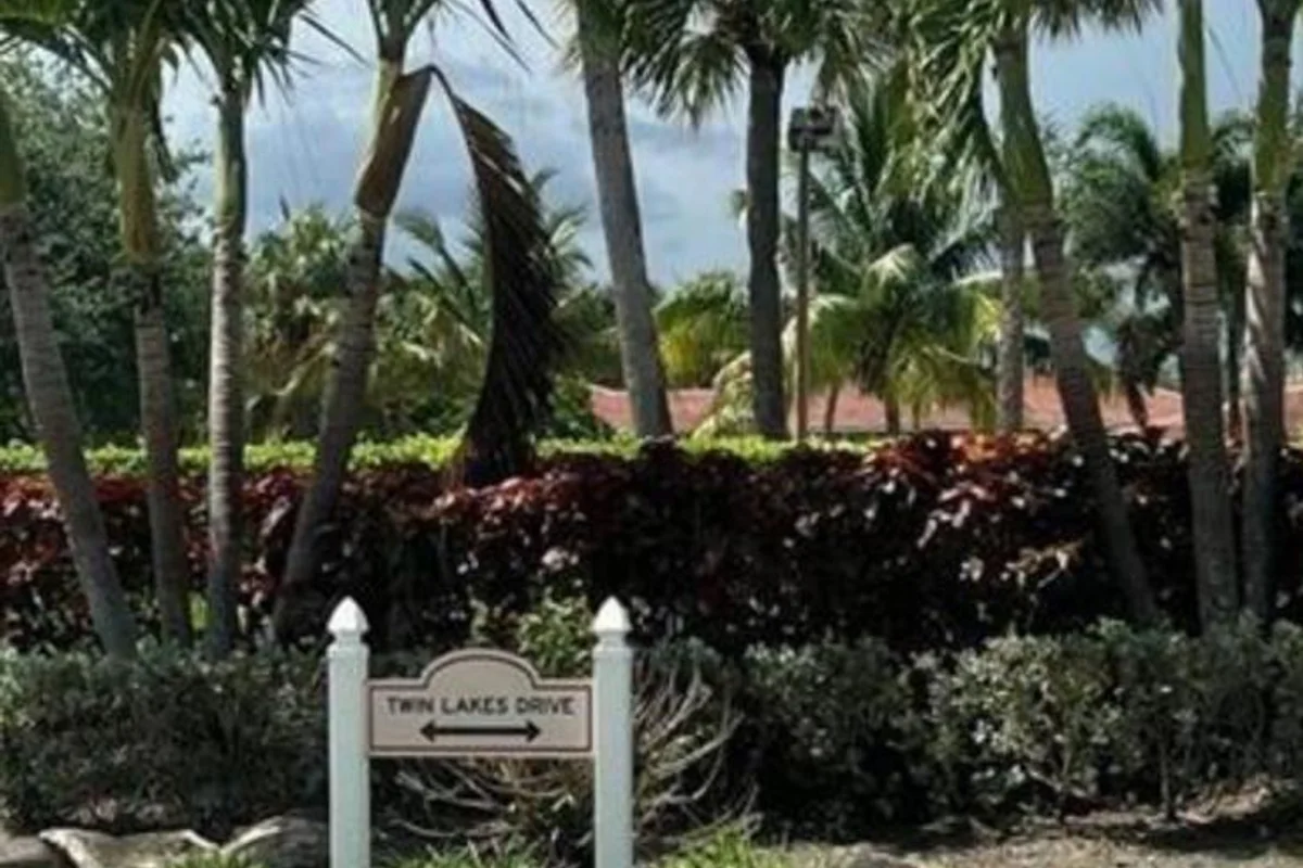 10076 Twin Lakes Dr #38-E, Coral Springs: photo 1 of 4
