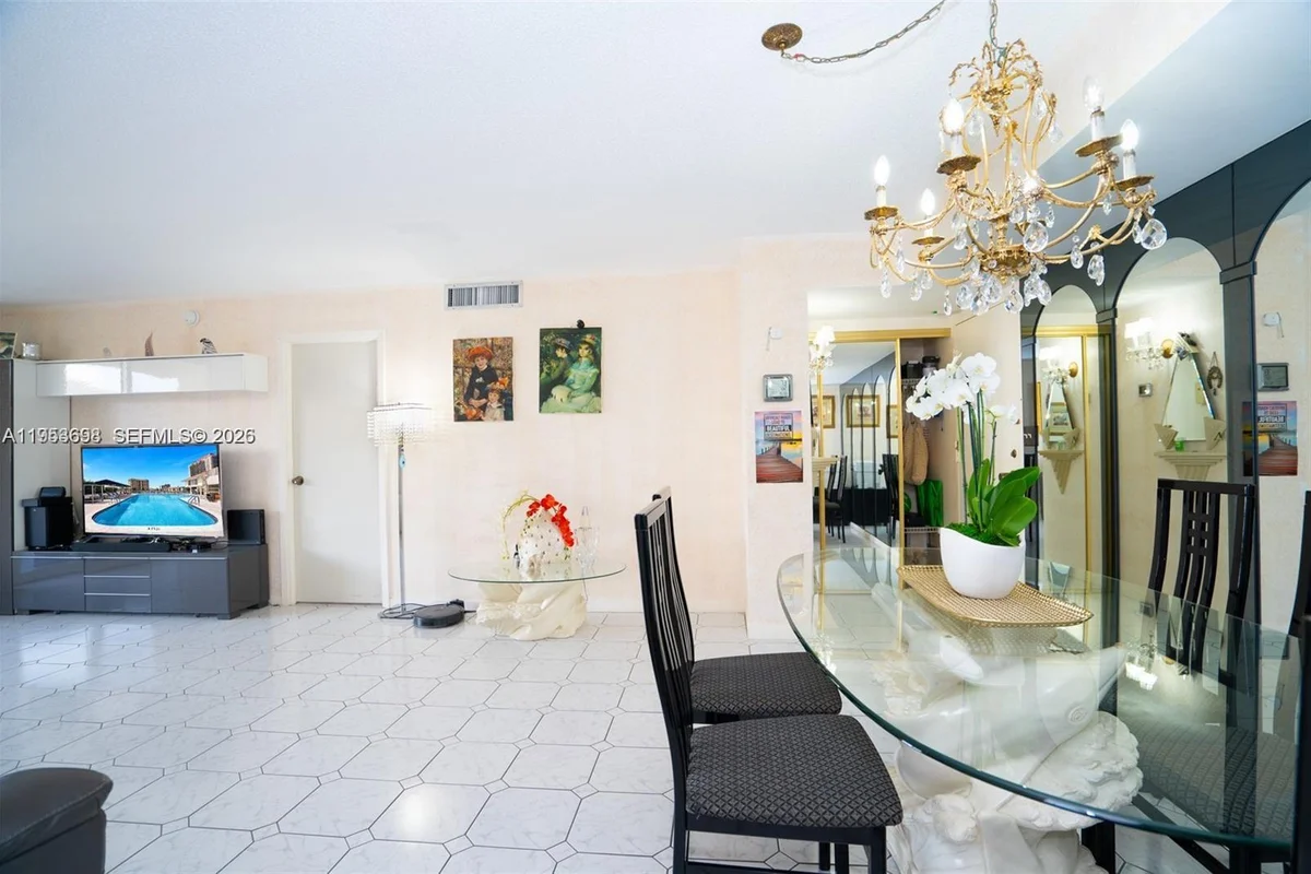 1833 S Ocean Dr #1103, Hallandale Beach: photo 1 of 13