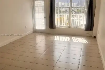 1300 Lincoln Rd #B902, Miami Beach: photo 1 of 17
