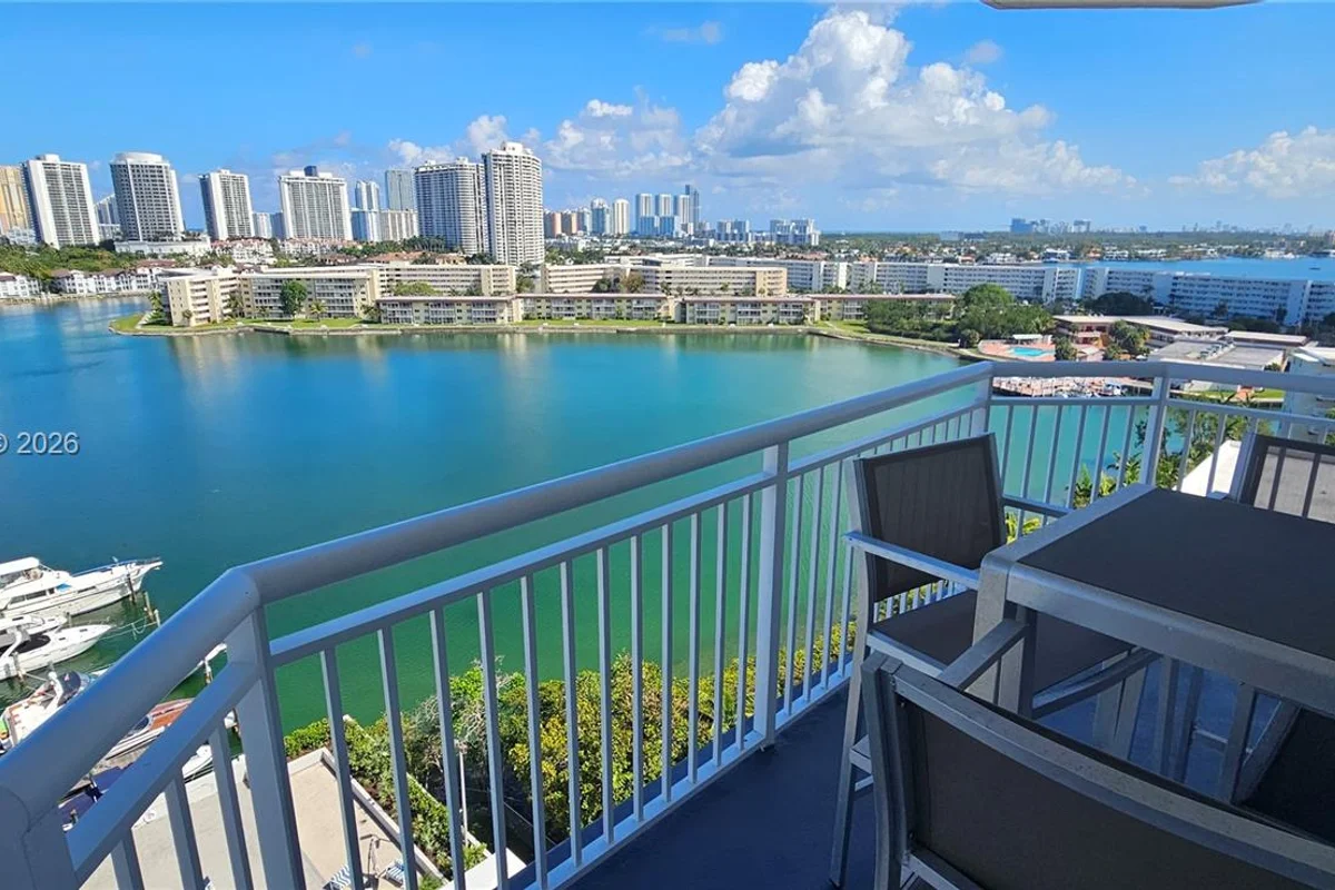18041 Biscayne Blvd #1405, Aventura: photo 1 of 62