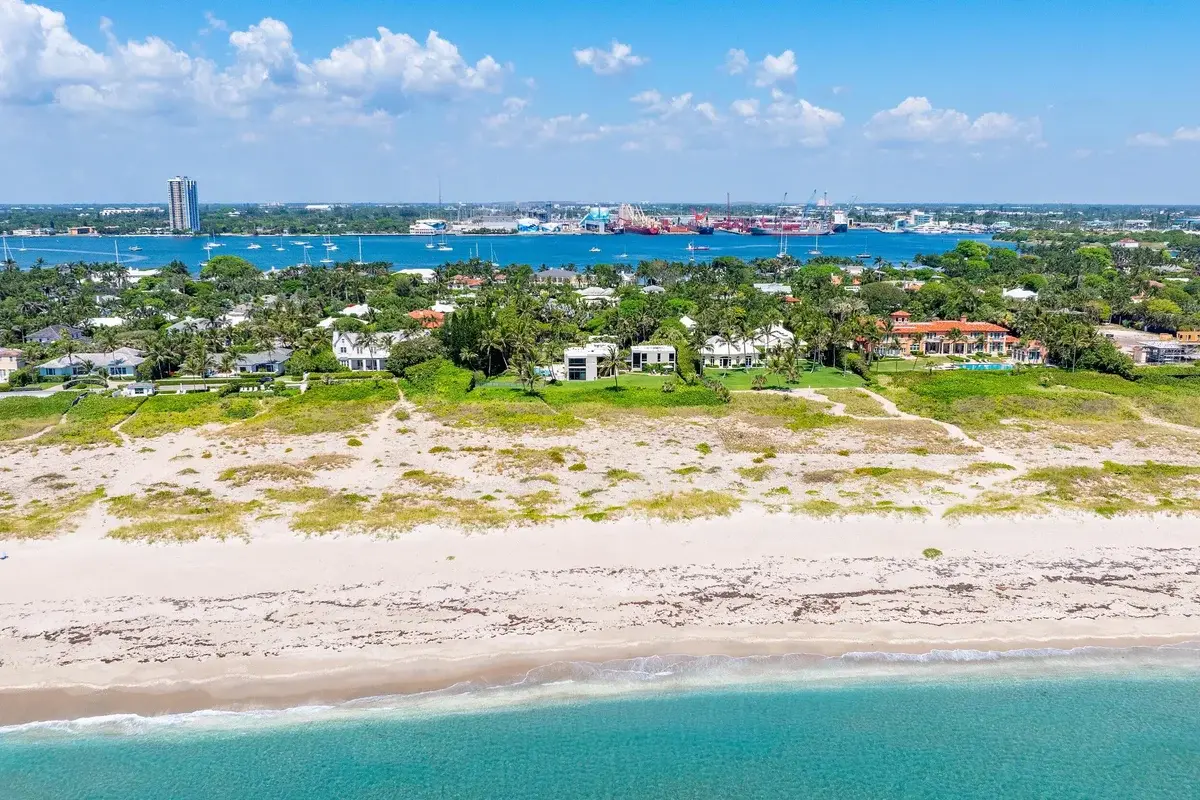 1446 N Ocean Blvd, Palm Beach: photo 1 of 65