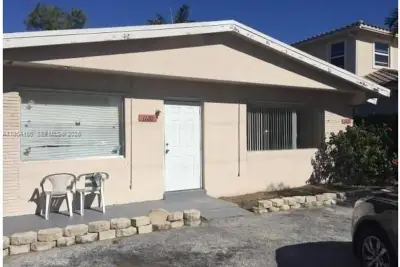 1118-1120 NW 2nd Ave, Fort Lauderdale: photo 1 of 12