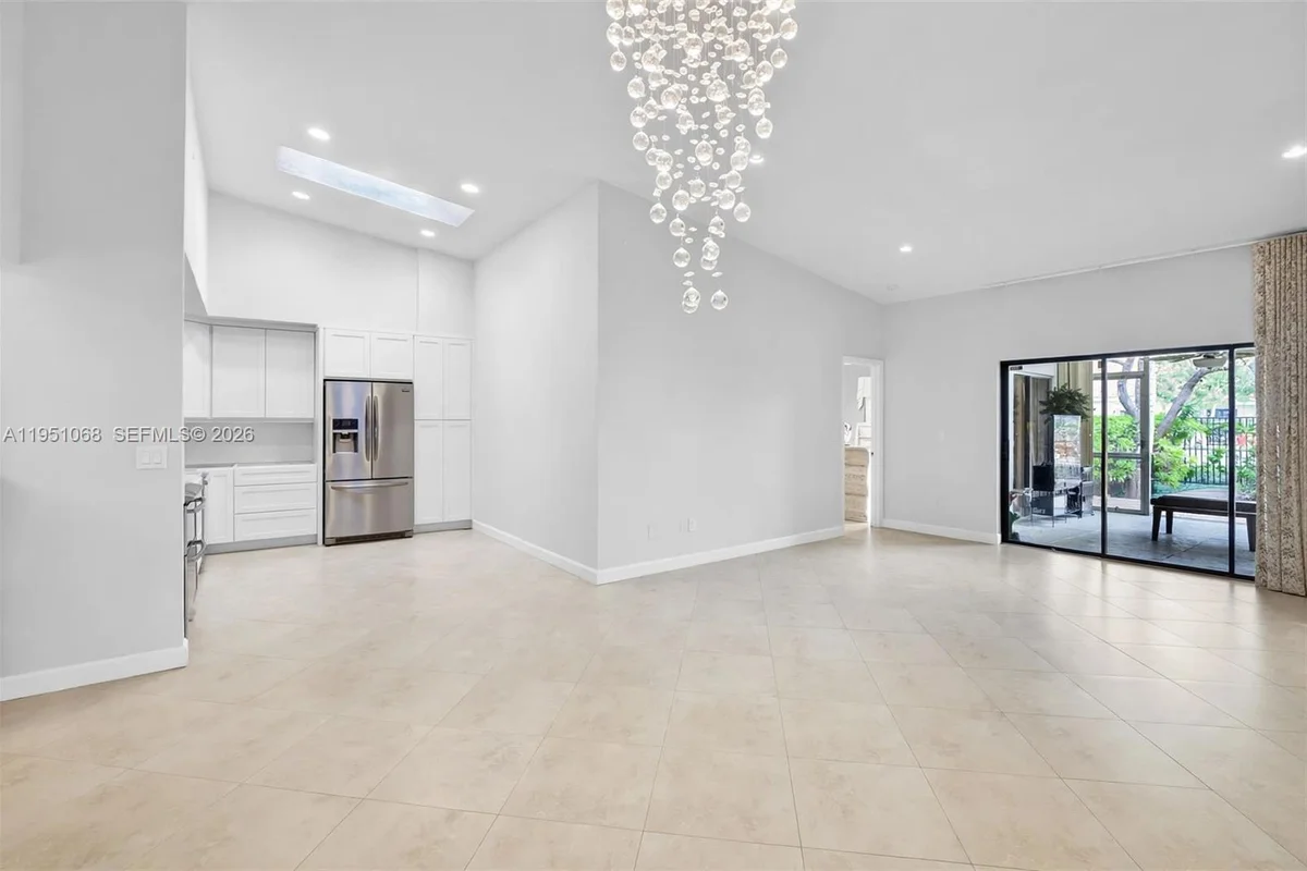 21248 Harbor Way #243-24, Aventura: photo 1 of 46