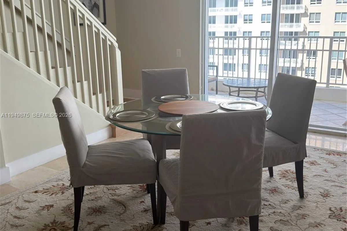701 Brickell Key Blvd #PH-08, Miami: photo 1 of 7