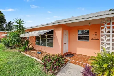 275 South Blvd #C, Boynton Beach: photo 1 of 20