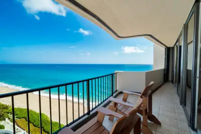 4200 N Ocean Dr #1-1806, Riviera Beach: photo 1 of 25
