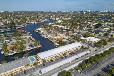 331 E Mcnab Rd #226, Pompano Beach: photo 1 of 32
