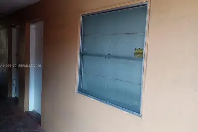 1230 W 54th St #216A, Hialeah: photo 1 of 19